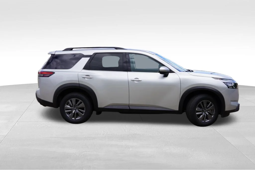 Used 2025 Brilliant Silver Metallic Nissan SV image 3