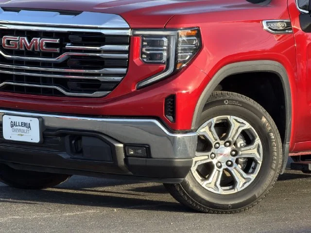 2024 GMC Sierra 1500 SLT - Photo 10