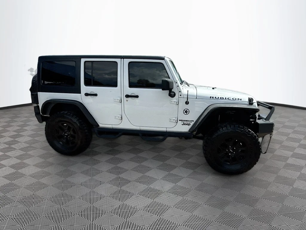 Used 2016 White Jeep Unlimited Rubicon image 5