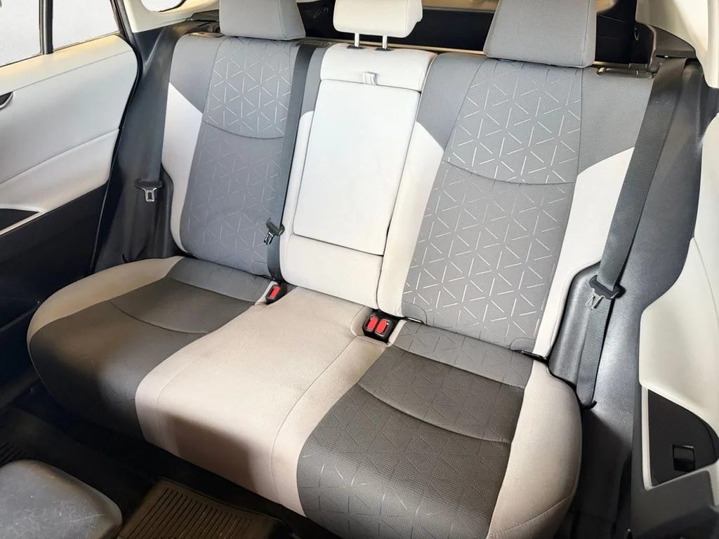 Used 2020 Blue Toyota XLE image 9