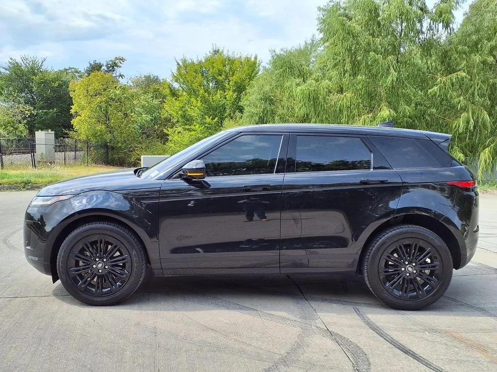 Used 2024 Black Land Rover S image 6
