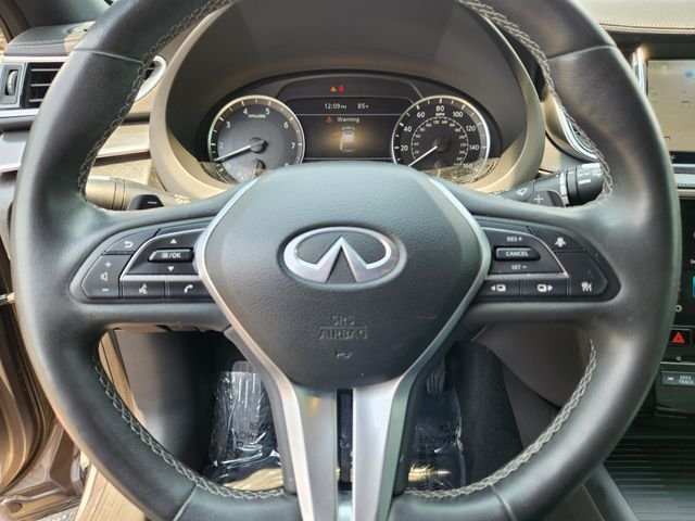 Used 2022 Gray INFINITI ESSENTIAL image 24