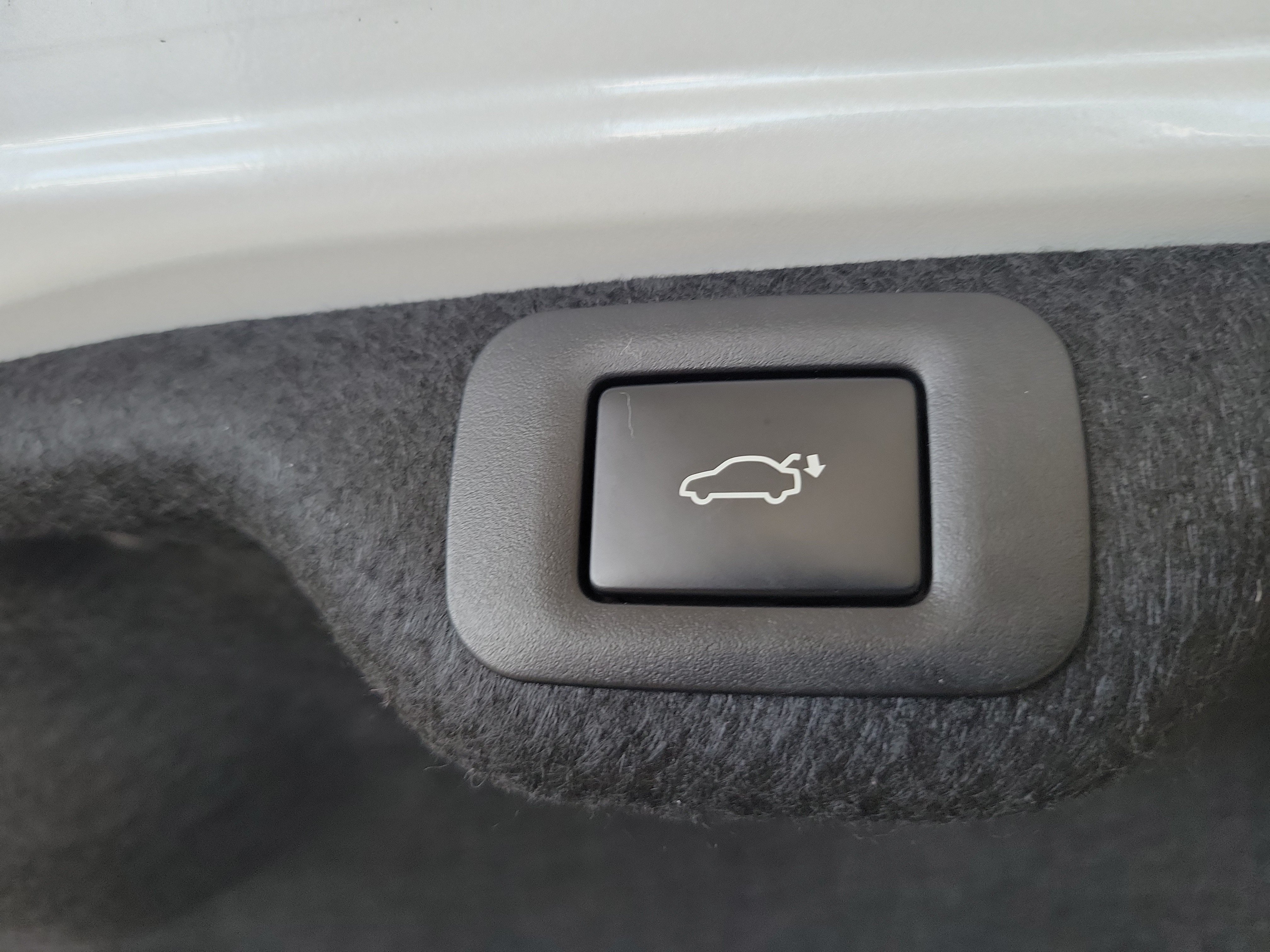 Certified Used 2024 Eminent White Pearl Lexus ES 250 image 13