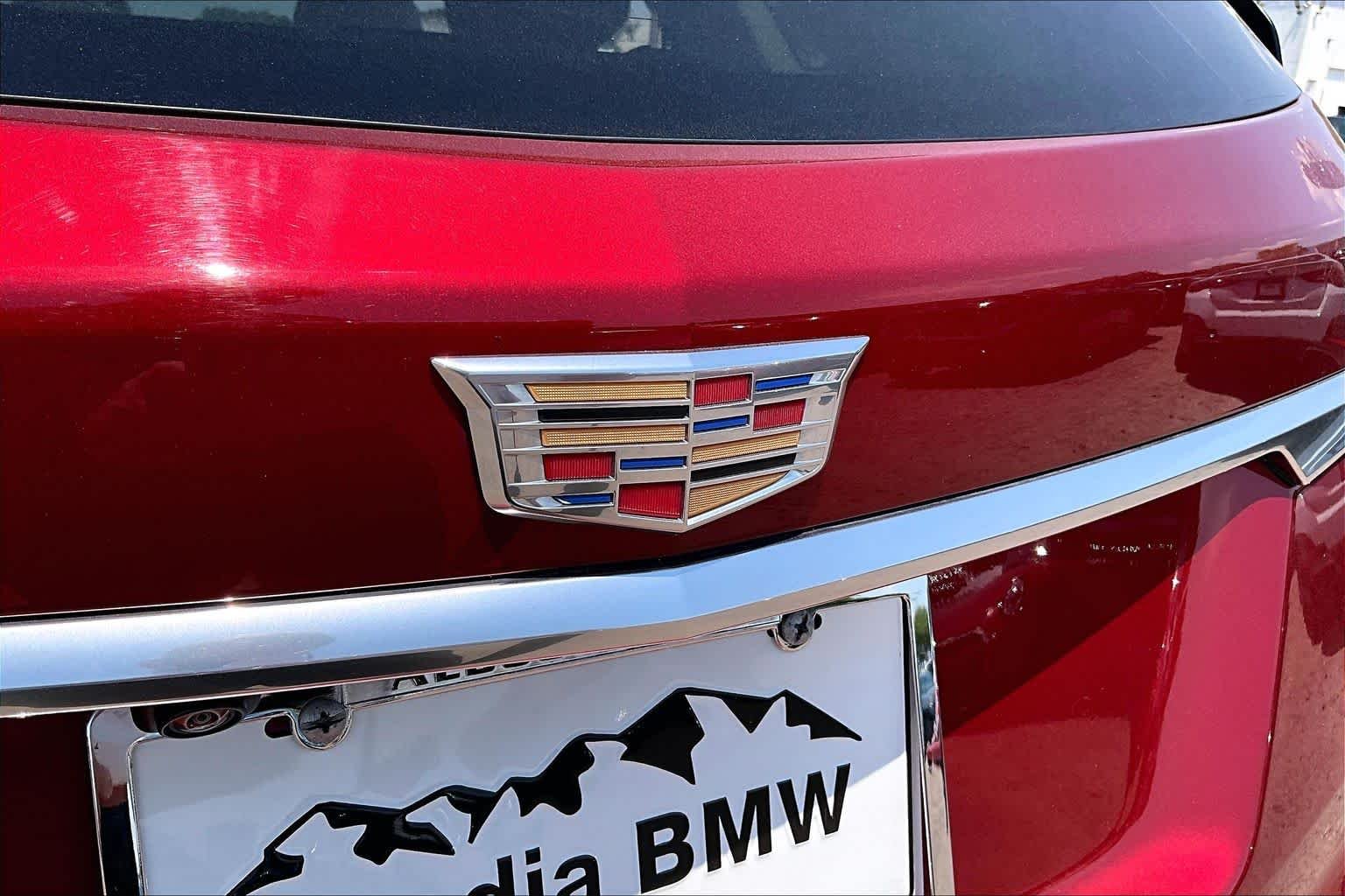 Pre-Owned 2024 Cadillac XT5 FWD Premium Luxury
