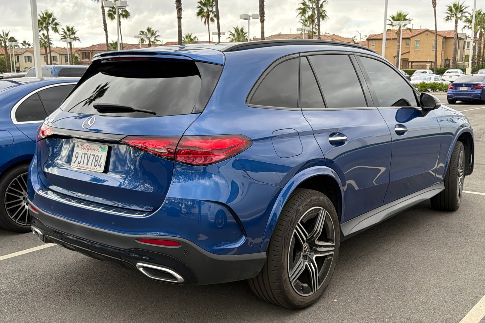 Used 2023 Blue Mercedes-Benz GLC 300 image 5