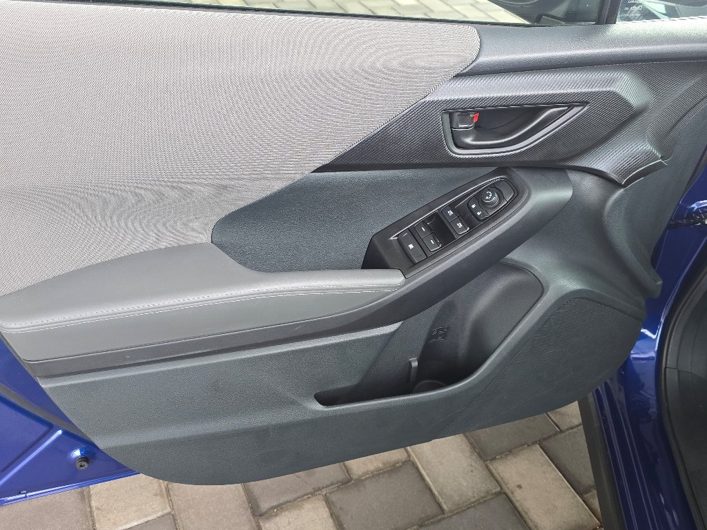 Used 2026 Sapphire Blue Pearl Subaru Premium image 30