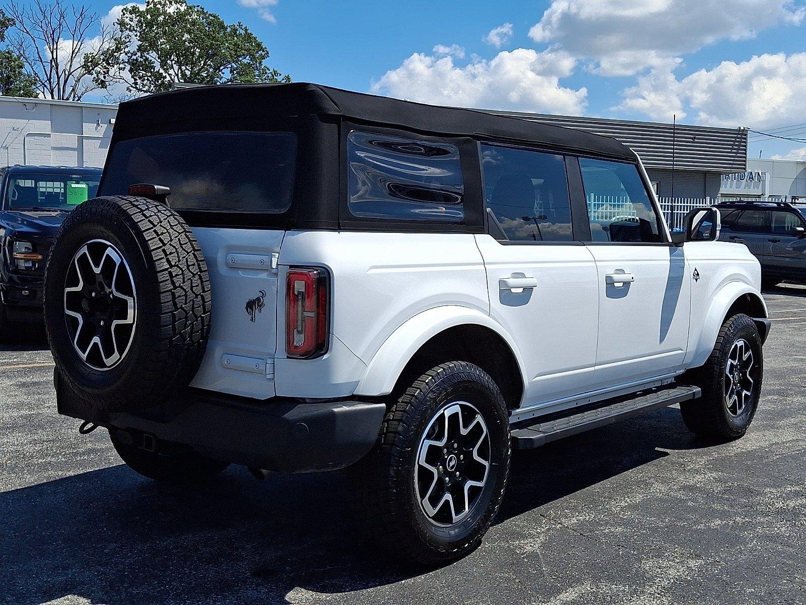 Certified Used 2023 Oxford White Ford Outer Banks image 7