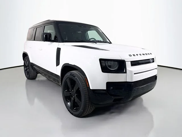 New 2026 Fuji White Land Rover X-Dynamic SE image 3