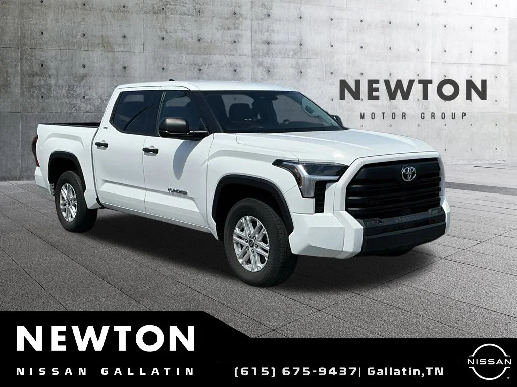 2022 Toyota Tundra SR5 3.4L CrewMax 5.5' Bed's photo