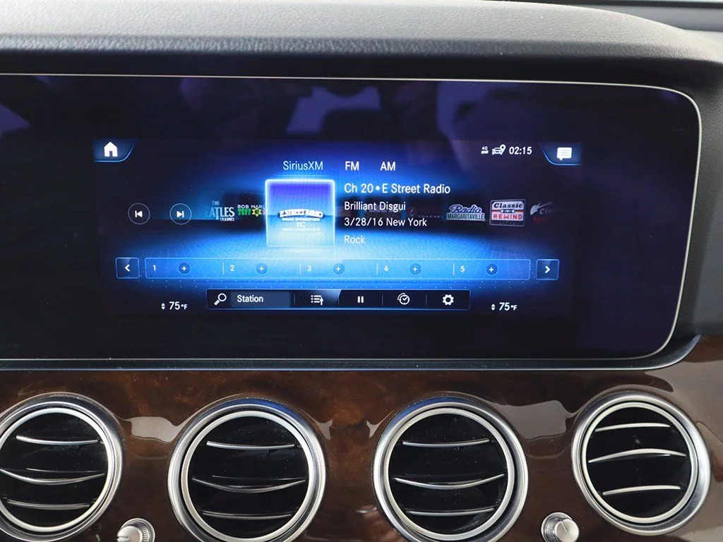 2022 Mercedes-Benz E-Class E350 - Photo 47