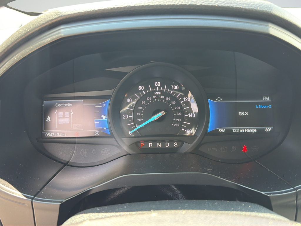 Used 2024 Silver Ford SEL image 29