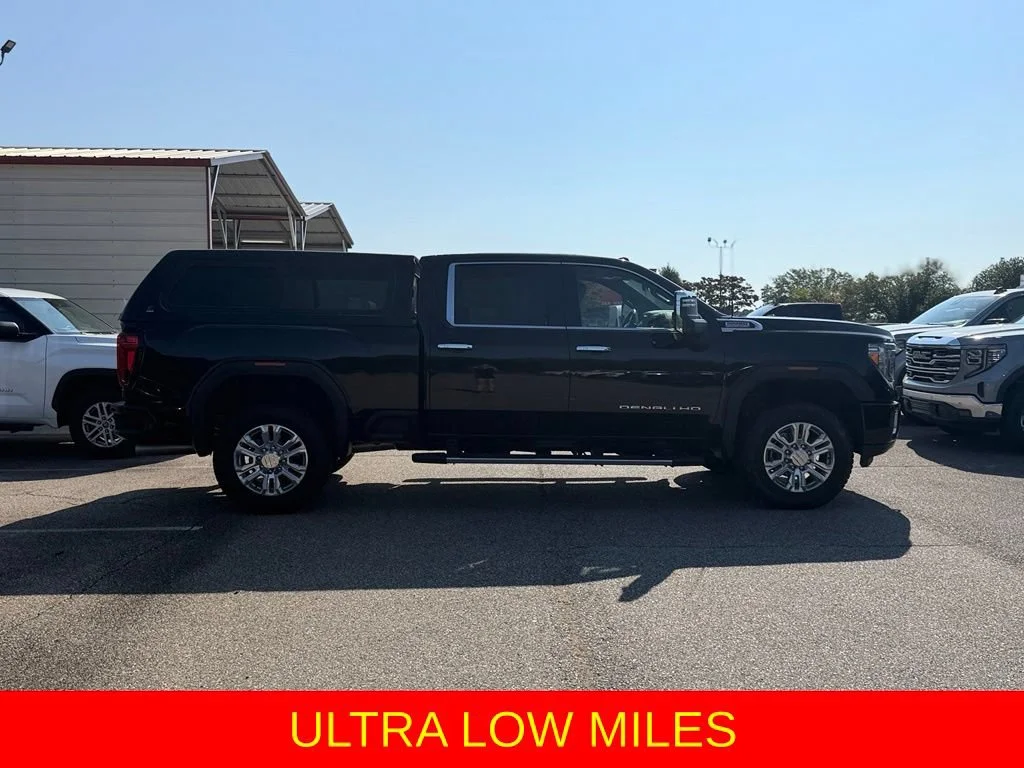 Used 2020 ONYX BLACK GMC Denali image 2
