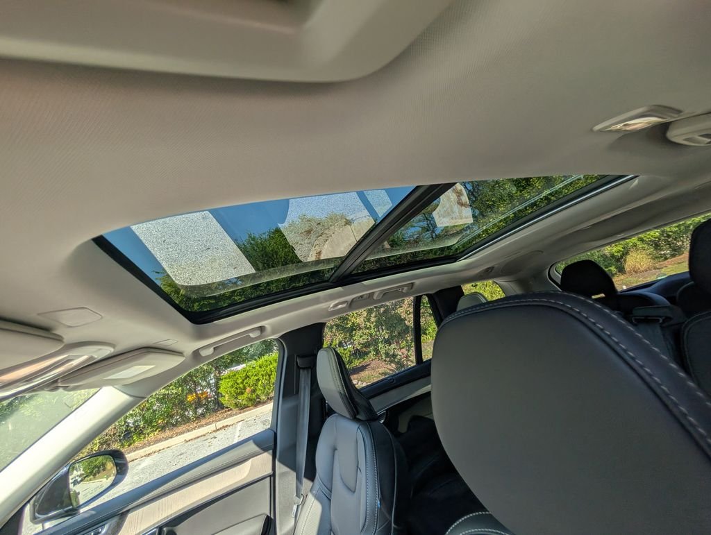 2026 Volvo XC90 Ultra - Photo 15