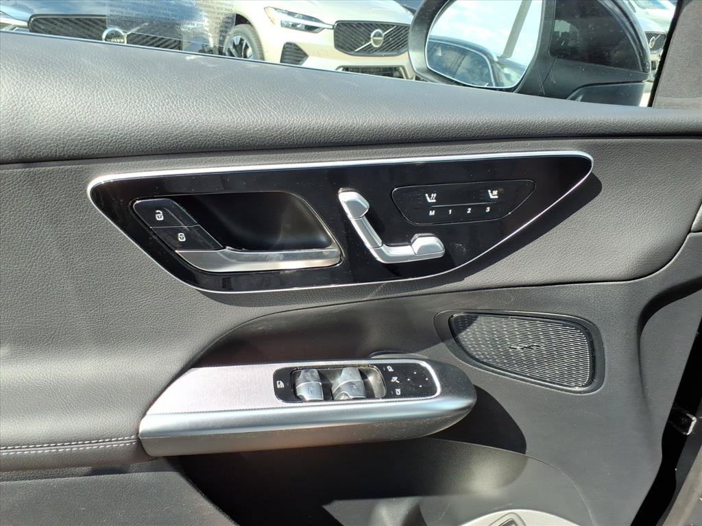 New 2026 Black Mercedes-Benz GLC 300 image 14