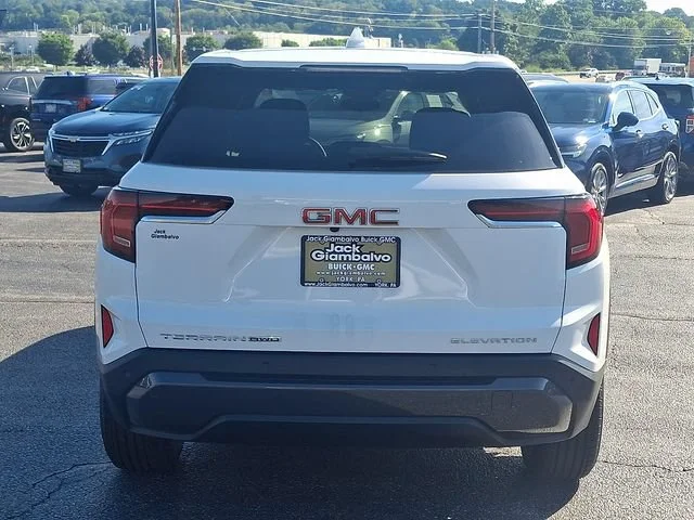 New 2027 Summit White GMC Elevation image 3