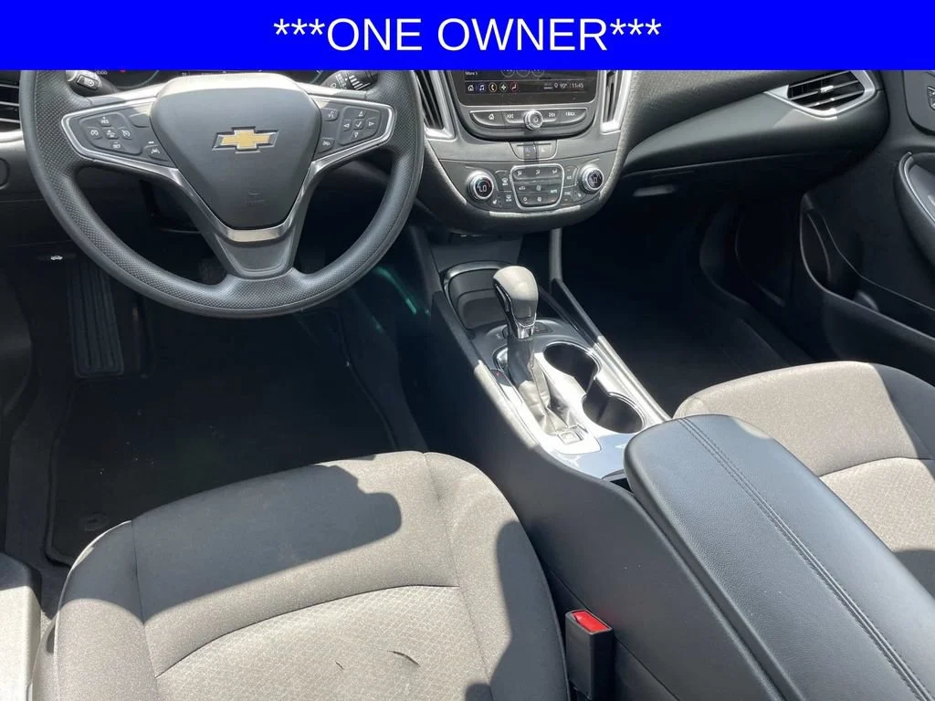 Used 2025 Sterling Gray Metallic Chevrolet 1LT image 13
