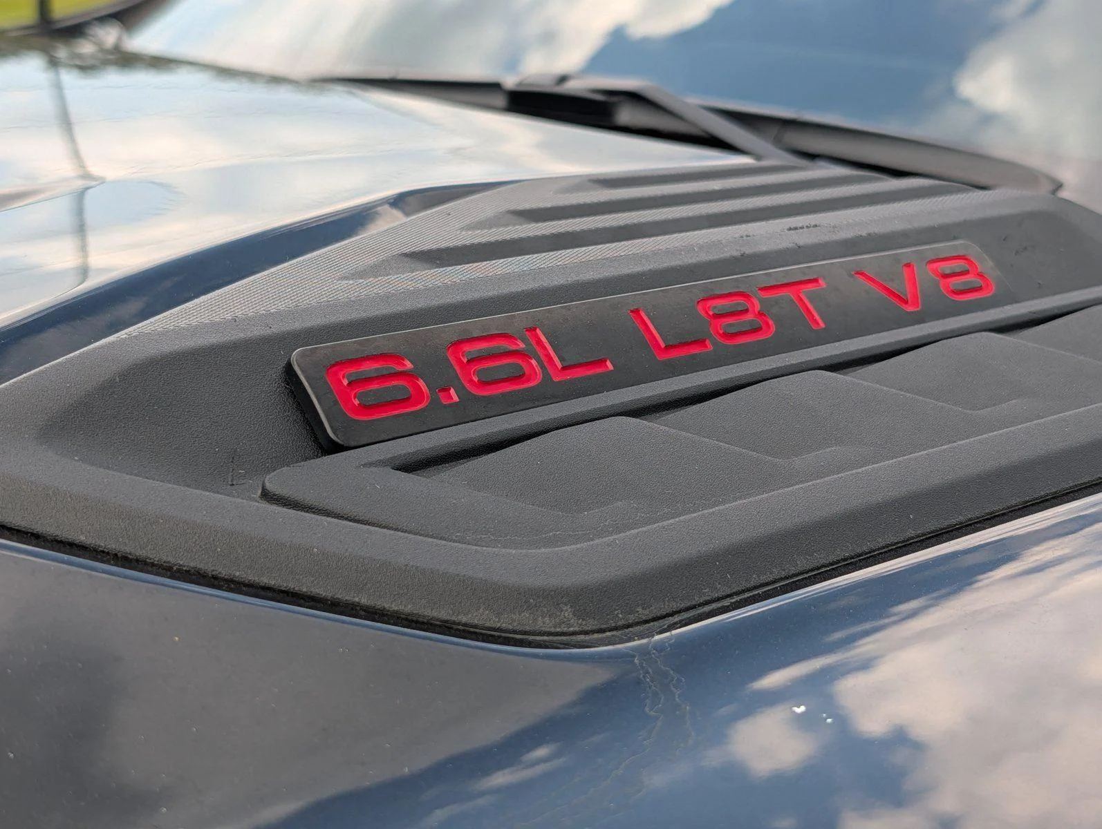 Used 2025 Black Chevrolet ZR2 image 39