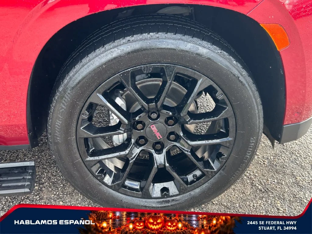 Used 2024 Volcanic Red Tintcoat GMC Denali image 22