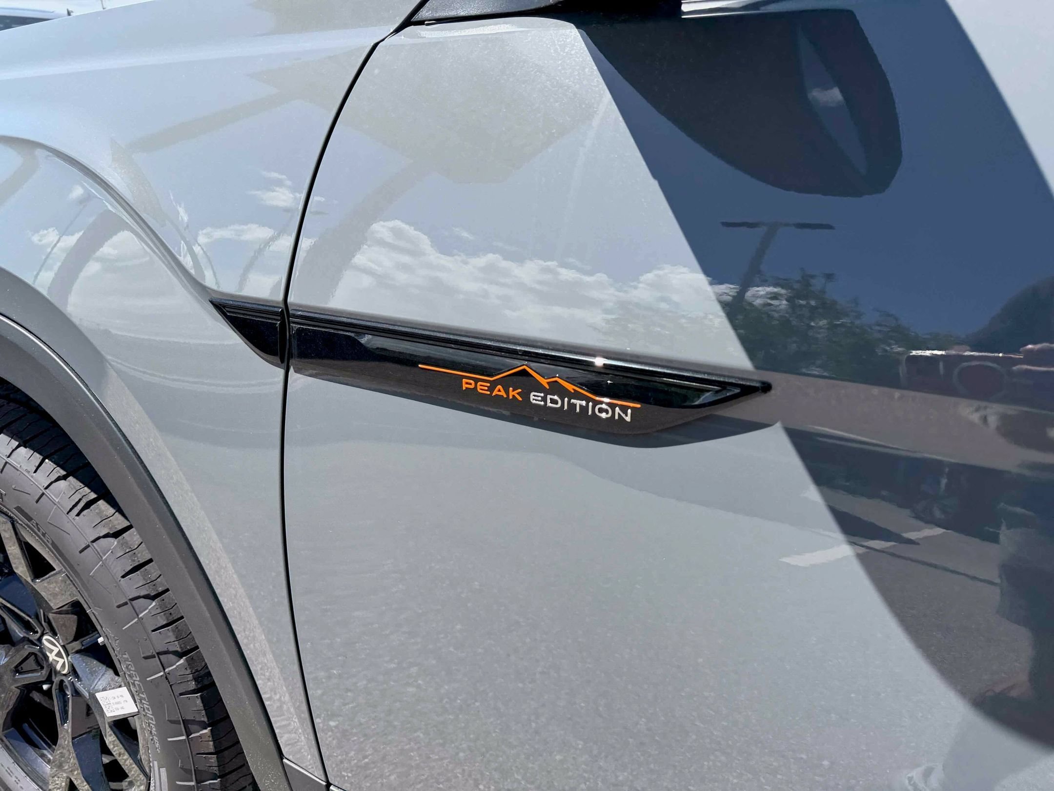 New 2026 Gray Volkswagen 2.0T Peak Edition image 15