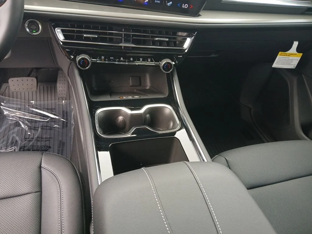 New 2026 Summit White Chevrolet LT image 15