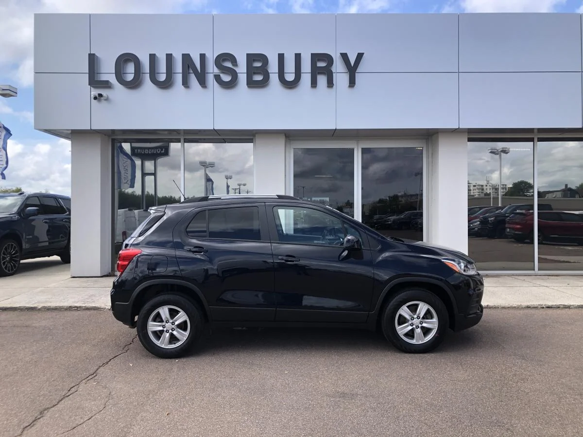 Used 2022 Blue Chevrolet Awd 4dr Lt image 2