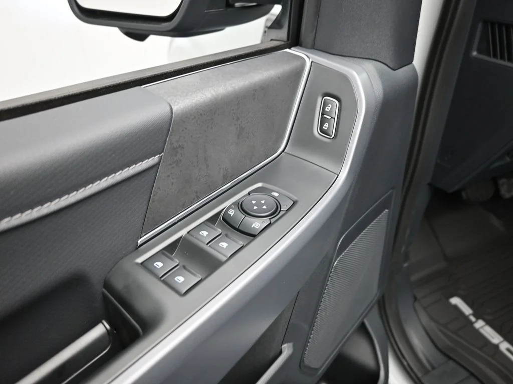 New 2026 Avalanche Ford XLT image 8
