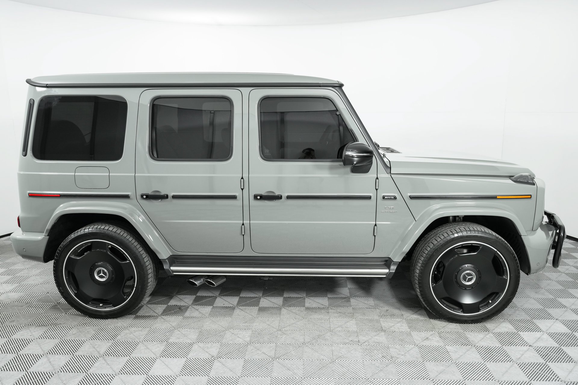 Used 2025  Mercedes-Benz G 63 AMG® image 42