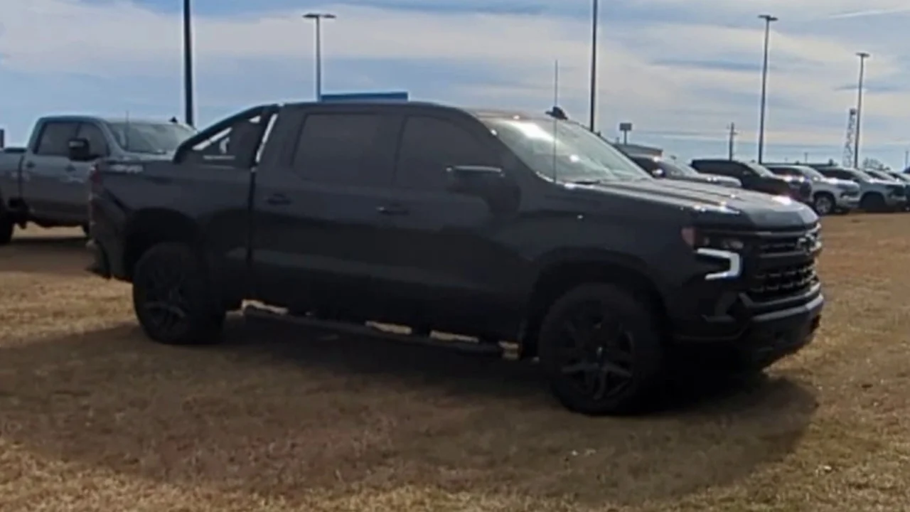 2025 Chevrolet Silverado 1500 RST - Photo 26