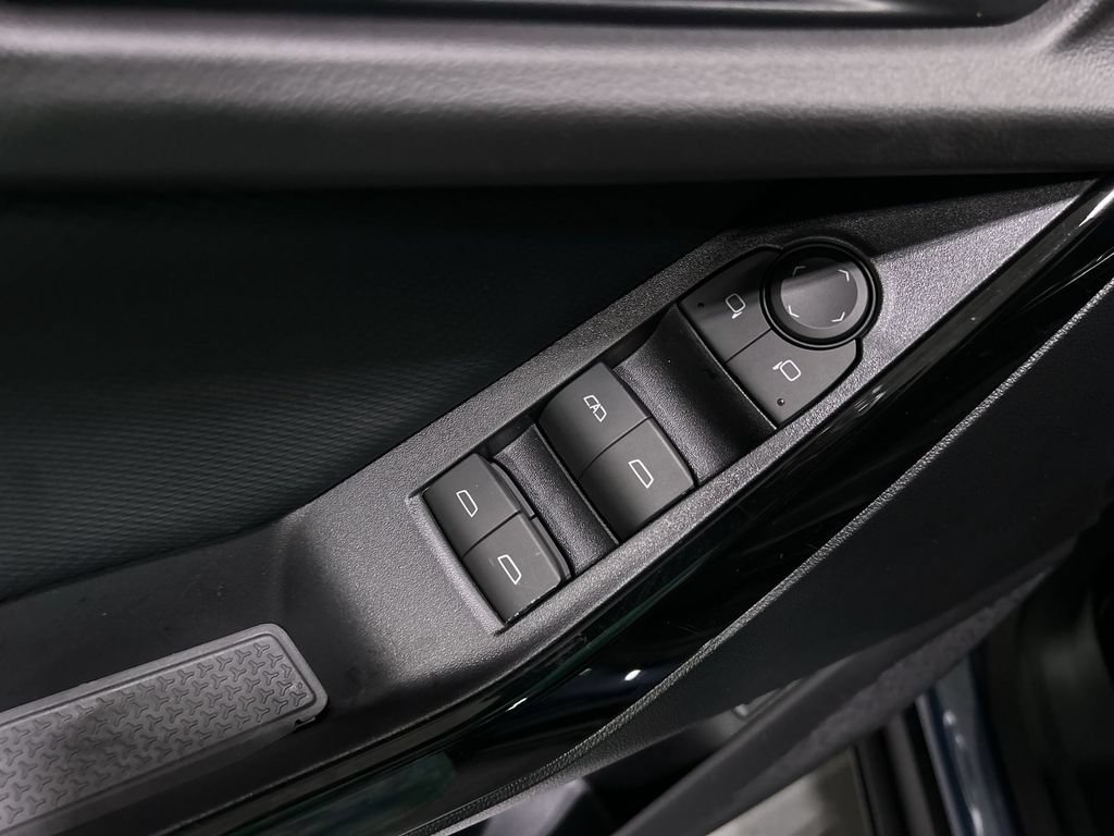 New 2027 Lakeshore Blue Metallic Chevrolet LT image 15