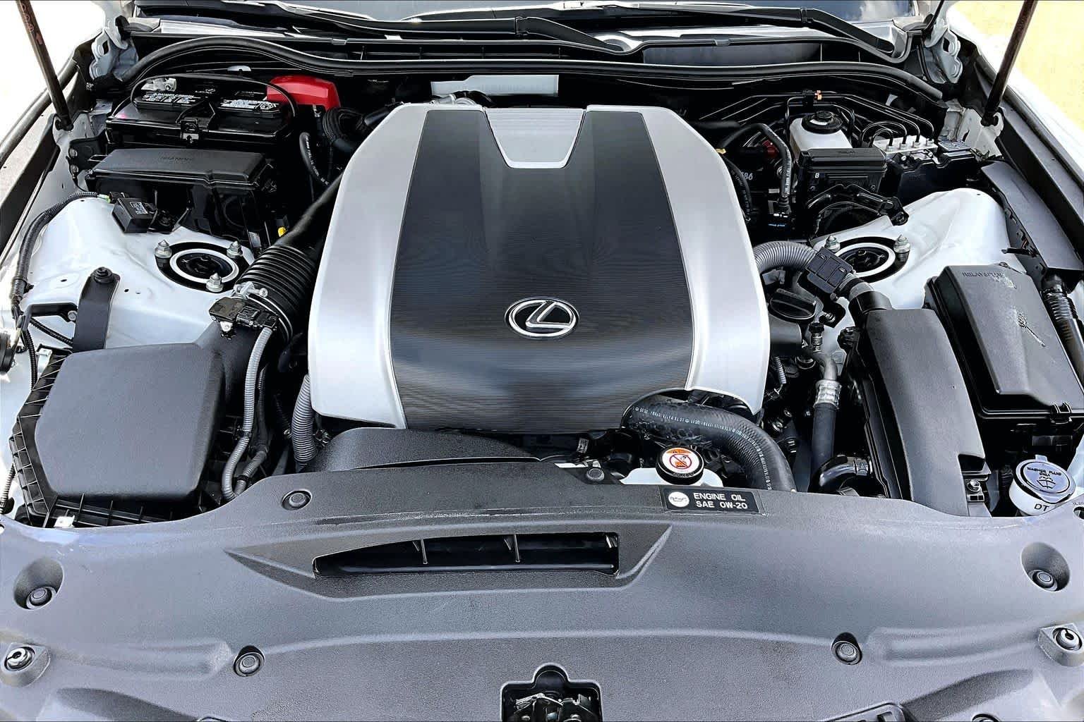 Used 2024 Ultra White Lexus F SPORT Design image 32