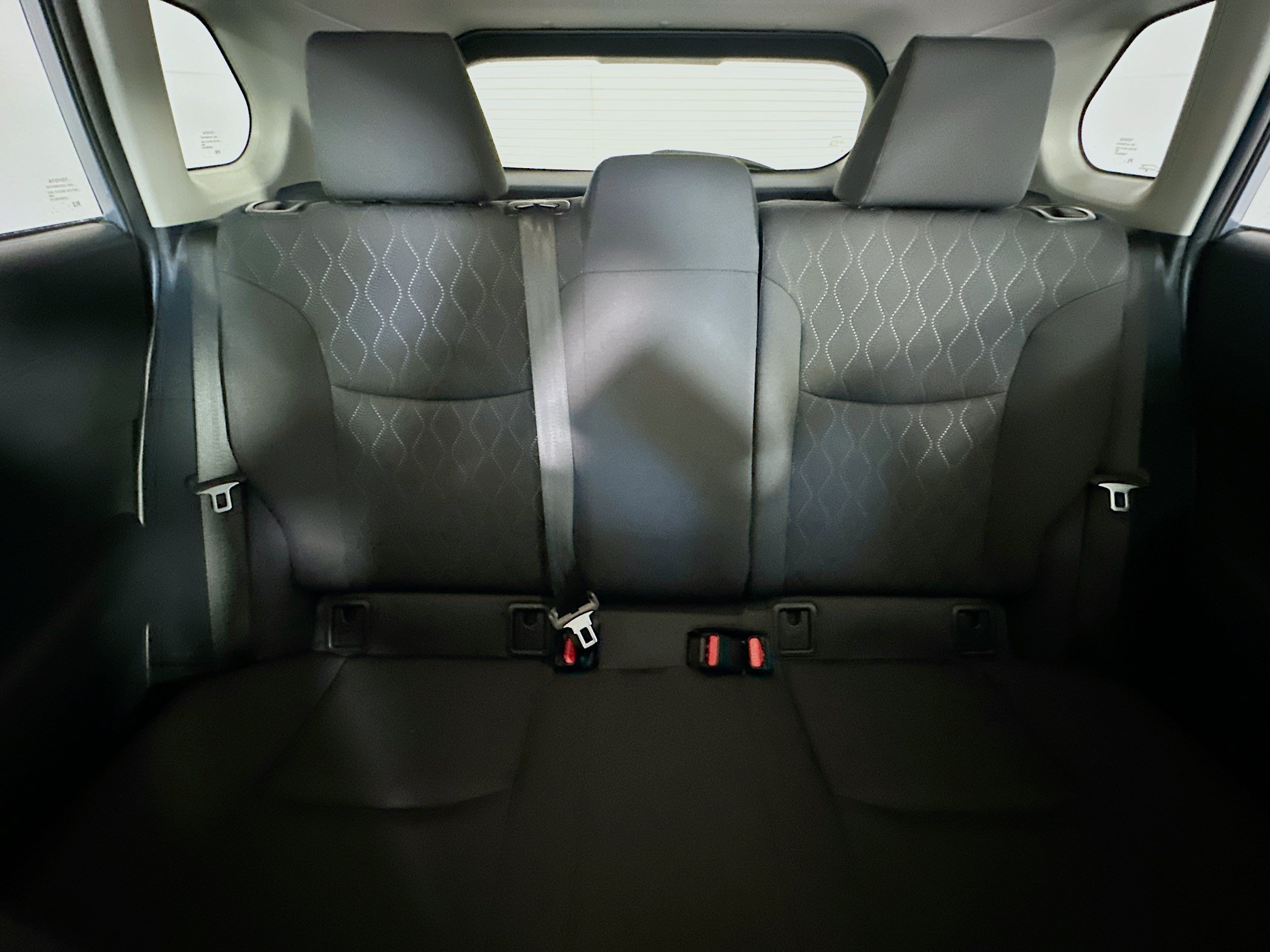 Used 2022 Celestite Toyota LE image 29