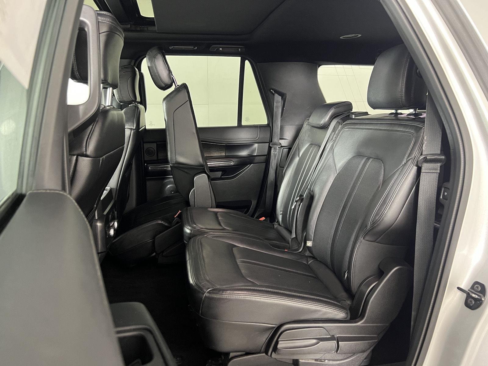 Used 2019 Ingot Silver Ford Limited image 12
