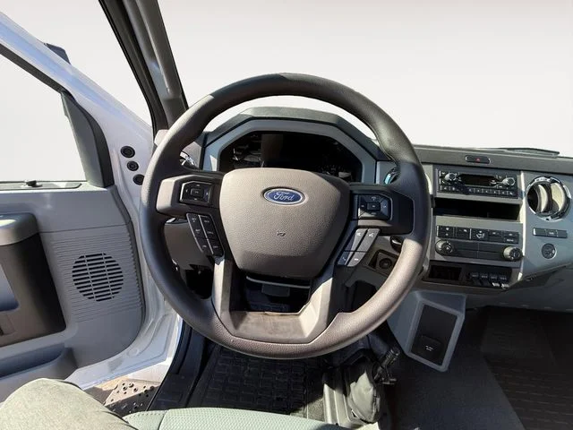 New 2026 Oxford White Ford Base image 12