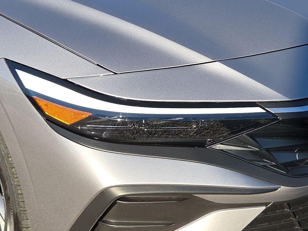 New 2026 Silver Hyundai Blue image 4