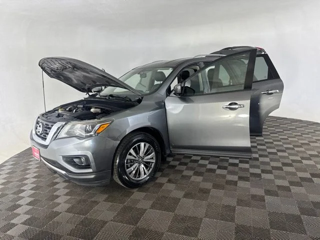 Used 2017 Gray Nissan SL image 10