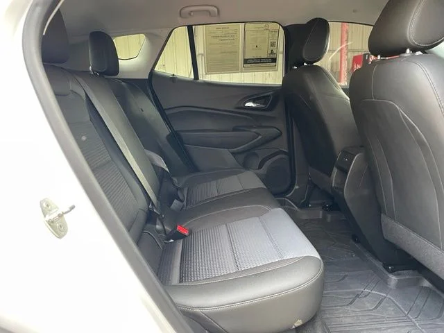 Used 2024 White Chevrolet LT image 23