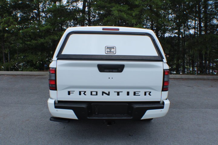 Used 2023 Glacier White Nissan SV image 18