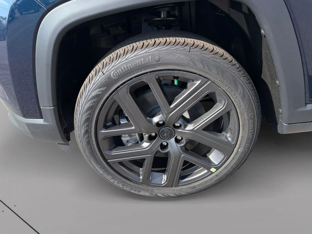 New 2026 Fathom Blue Pearl-Coat Exterior Paint Jeep Limited image 9