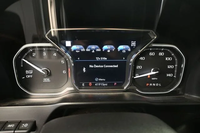 Used 2020 Gray GMC AT4 image 26