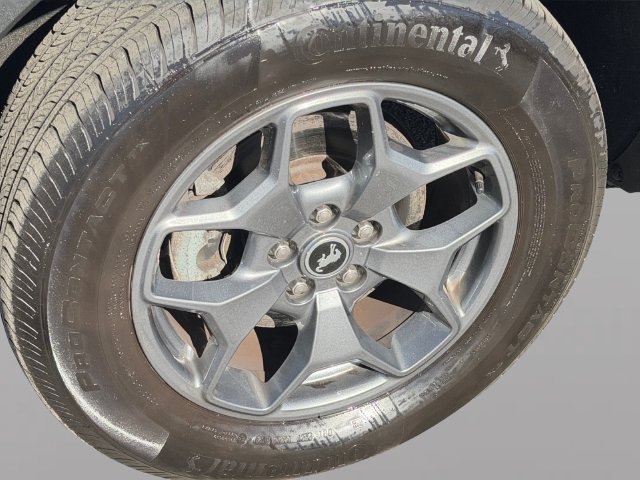 Used 2021 Black Ford Badlands image 9