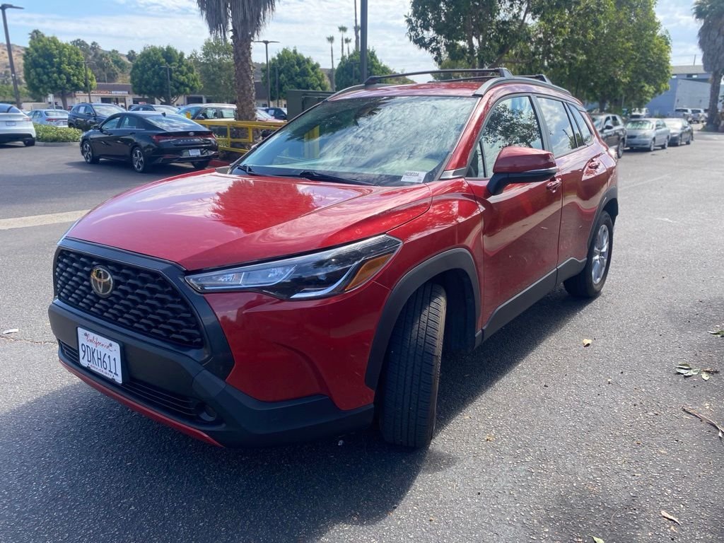 Used 2022 Red Toyota LE image 5