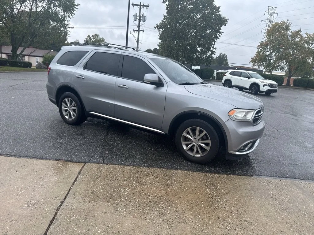 Used 2015 Silver Dodge Limited image 7