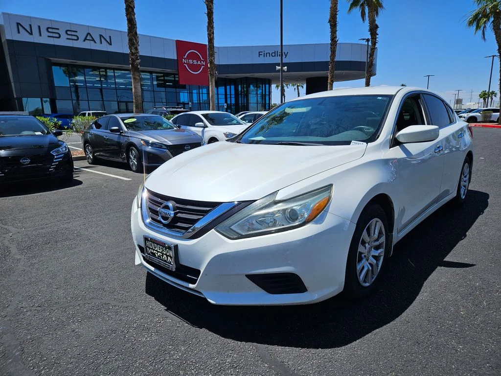2016 Nissan Altima 2.5 S's photo