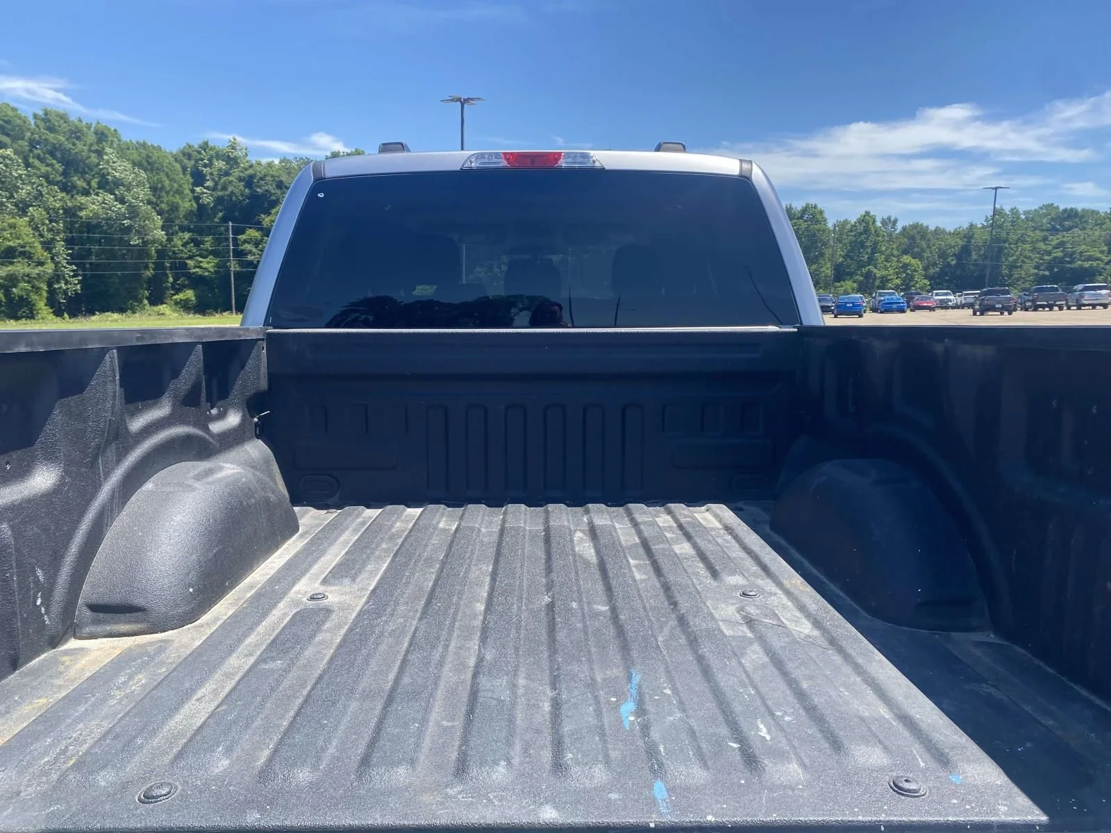 Used 2023 Silver Ford XLT image 10