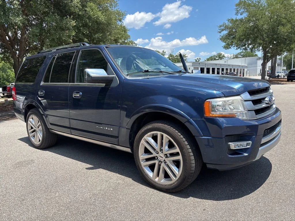 2017 Ford Expedition Platinum's photo