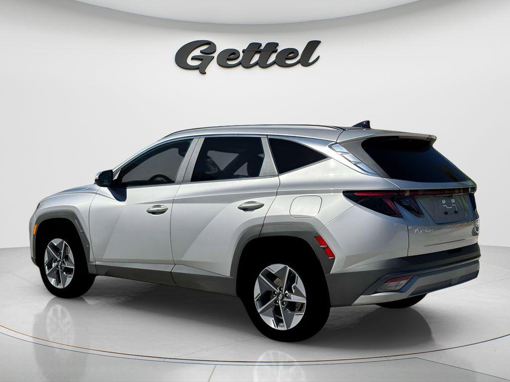 New 2026 Silver Hyundai SEL Convenience image 11