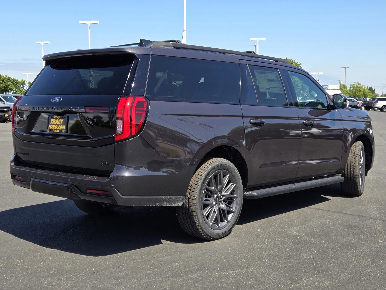 New 2026 Dark Matter Gray Metallic Ford MAX Platinum® image 5