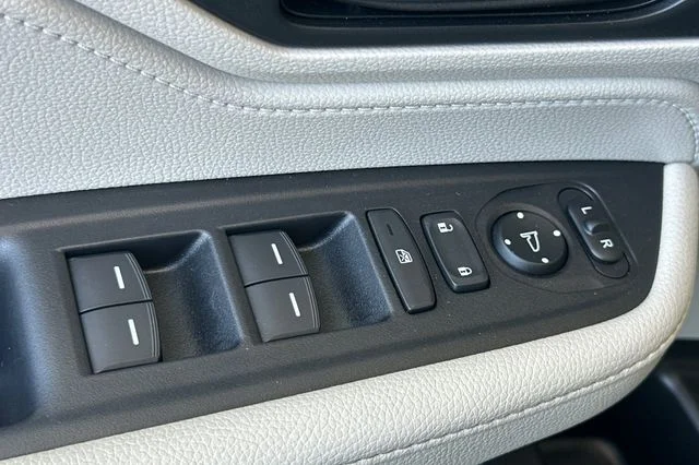 Used 2026  Honda EX-L image 14