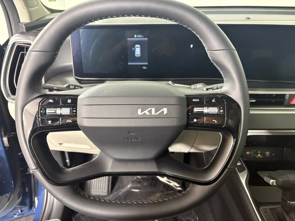 New 2026 Black Kia S image 23