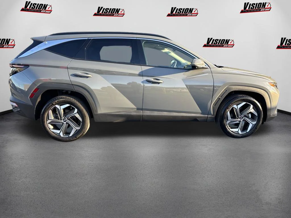 Used 2024 Gray Hyundai Limited image 4